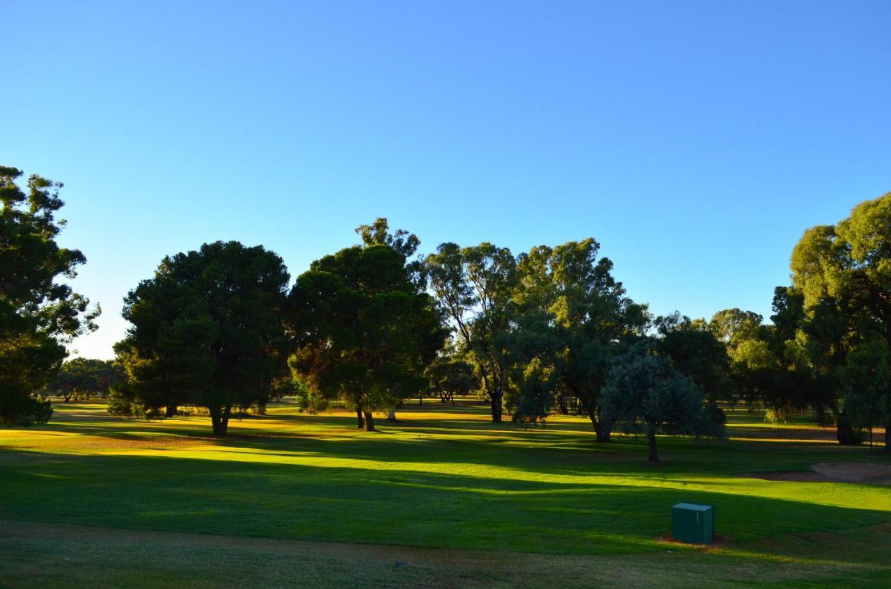 Renmark Country Club Eksteriør billede