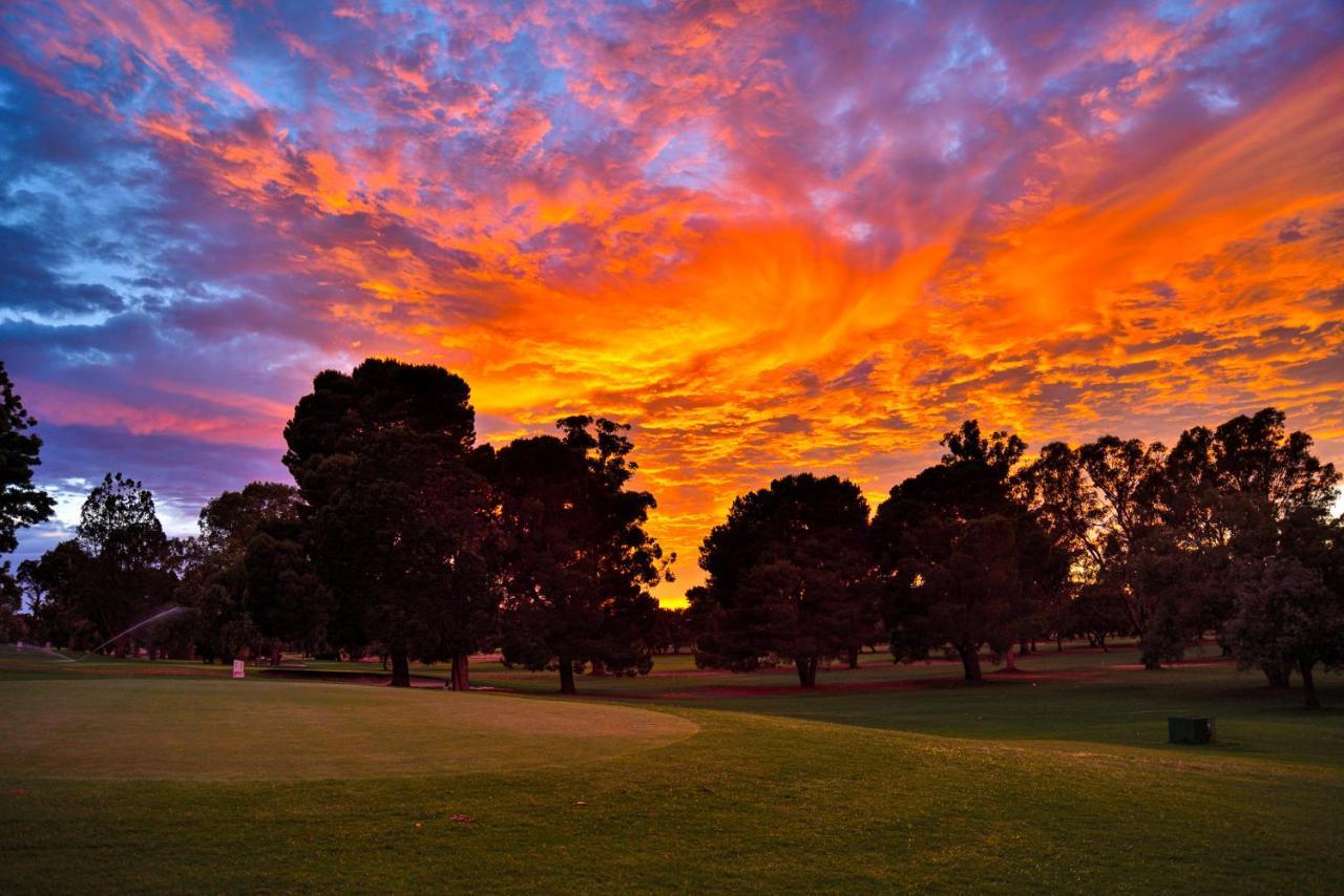 Renmark Country Club Eksteriør billede